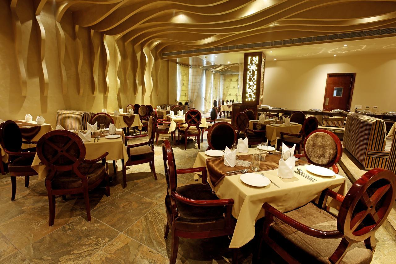Days Hotel By Wyndham Panipat Ngoại thất bức ảnh