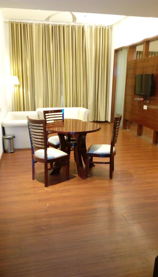 Days Hotel By Wyndham Panipat Ngoại thất bức ảnh