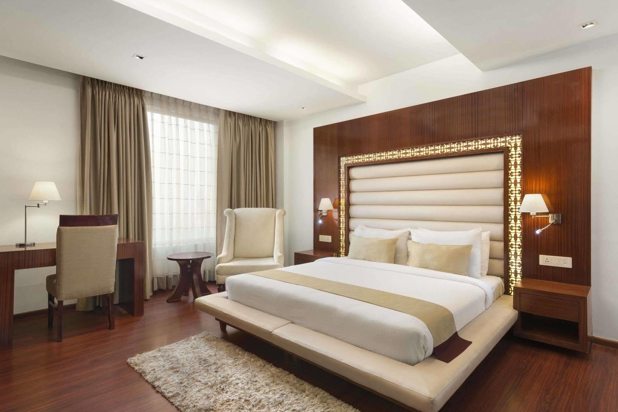 Days Hotel By Wyndham Panipat Ngoại thất bức ảnh